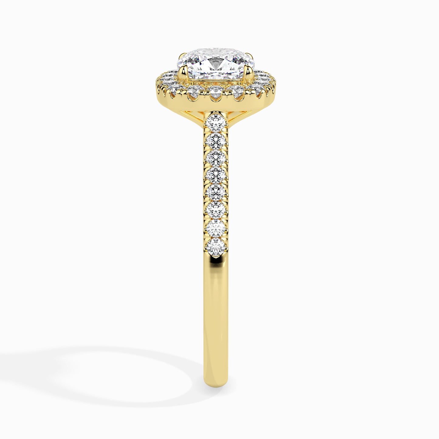 Golden Embrace: 1.41 ct Diamond Ring with 3.9kt Gold