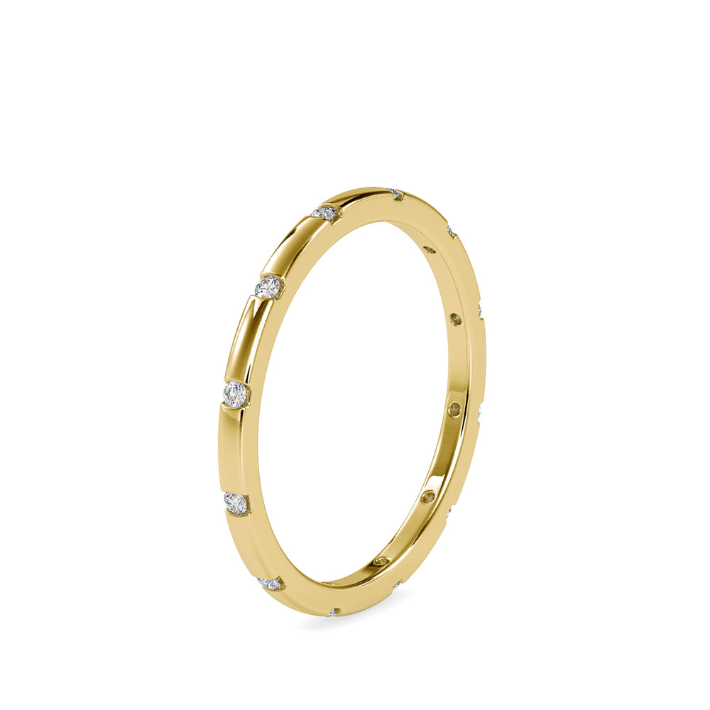 Subtle Shimmer: 0.09 ct Diamond Ring, 1.6kt Gold Band