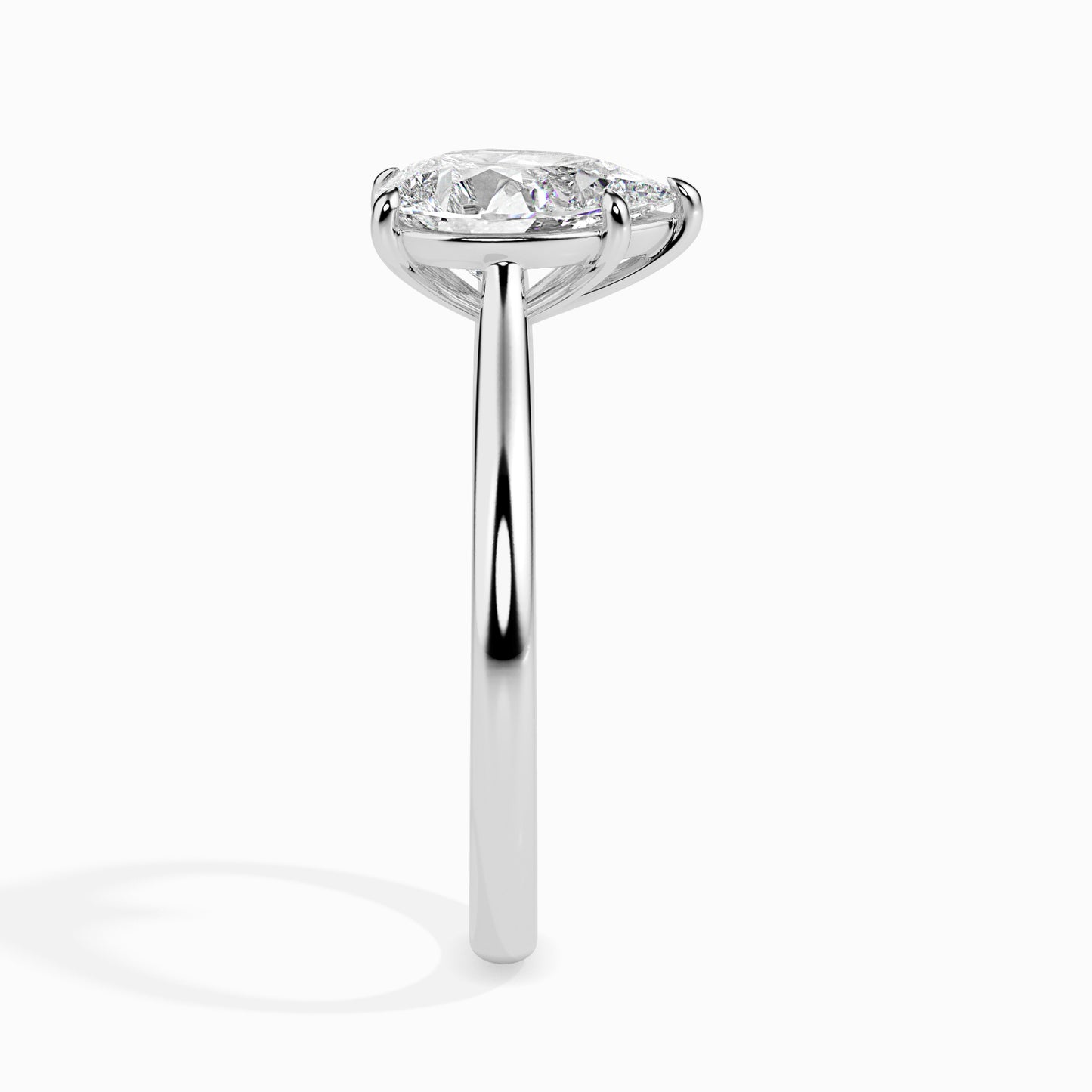 Teardrop Beauty: 1.03 ct Pear-Shaped Diamond, 3.42kt Gold Setting