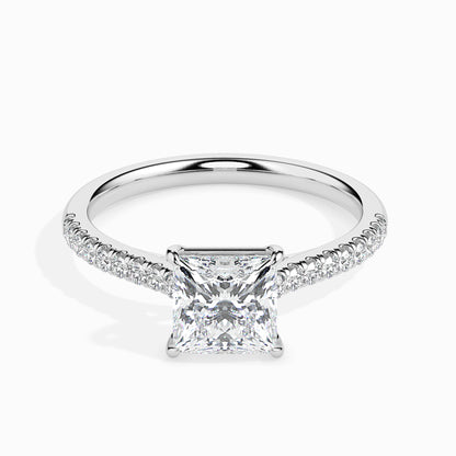 A Touch of Sparkle: 1.3 ct Diamond, Warm 2.95kt Gold Setting