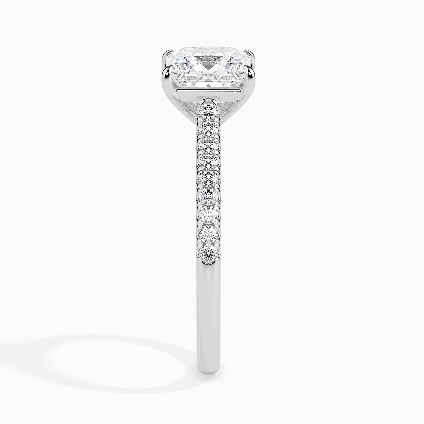 A Touch of Sparkle: 1.3 ct Diamond, Warm 2.95kt Gold Setting