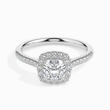Golden Embrace: 1.41 ct Diamond Ring with 3.9kt Gold