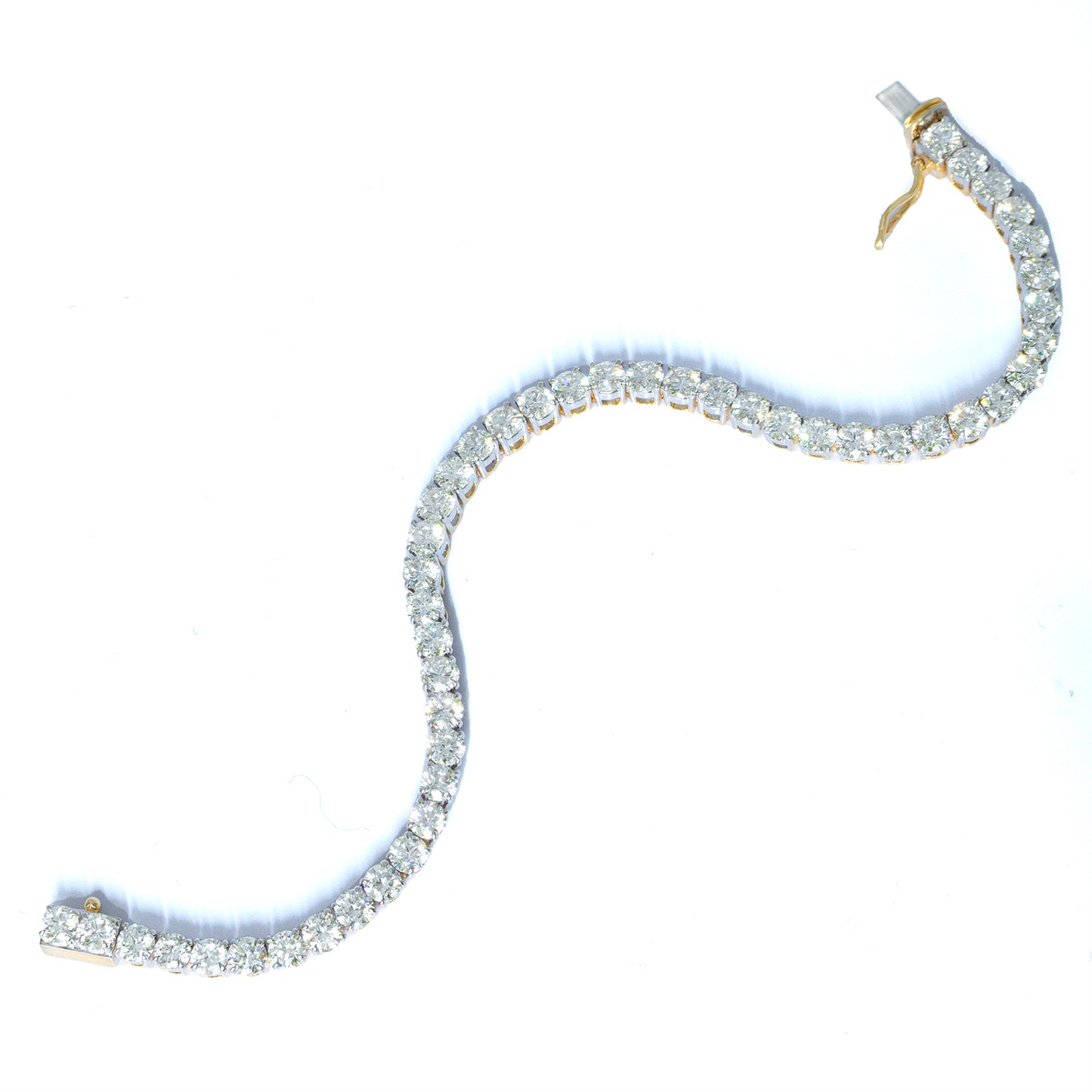 10 pointer round tennace bracelet