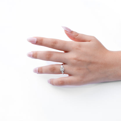 0.35 CT, VS1 IGI Certified Cluster Halo Ring in 92.5 Silver with Palladium (Silvadium) for Girls and Women, Hallmarked & An ideal gift for anniversaries, birthdays and Valentine’s Day,