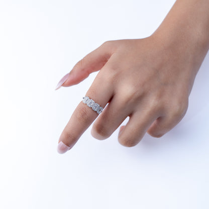 1.12 CT, VS1 IGI Certified Lab Grown Emerald Cut Diamond Halo Ring in 92.5 Silver with Palladium (Silvadium) -Hallmarked | Sustainable Diamond Band By New Age Diamonds