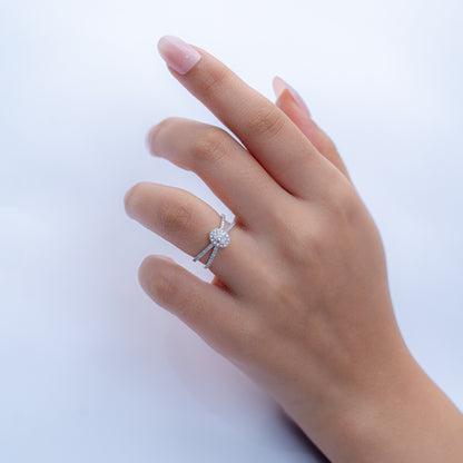 Lab Grown Diamond 0.65 CT IGI Certified Oval Halo Ring in 925 Silver with Palladium (Silvadium), 3.2g– Modern Double Band Design, Hallmarked & Certified