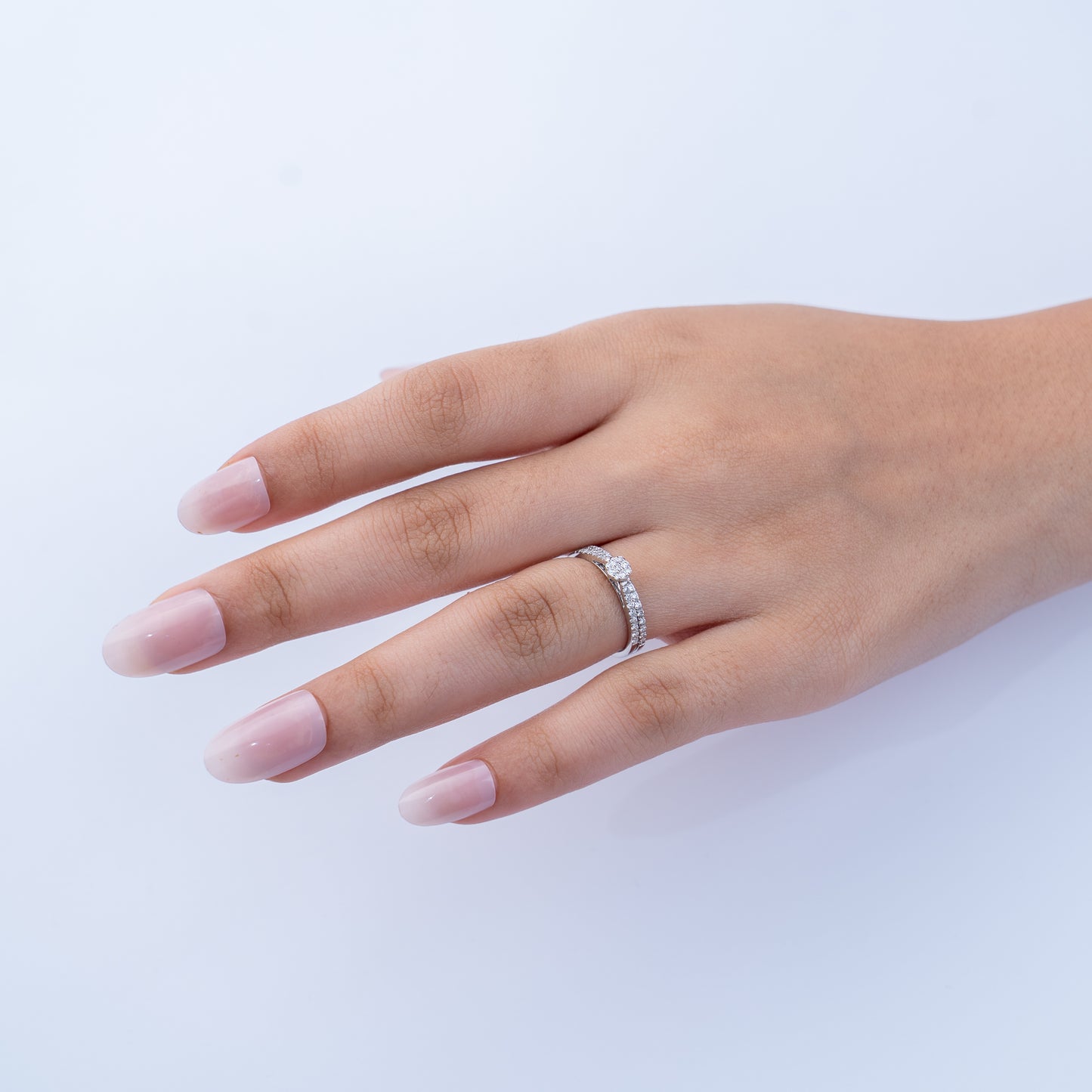 Lab Grown Round Ring Band 0.68 CT, VS1 – Silvadium (92.5  Silver + Palladium), 3.2g– Certified & Hallmarked