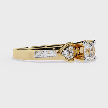 Heartfelt Elegance: 0.26ct Lab Grown Diamond Ring in 14k Gold
