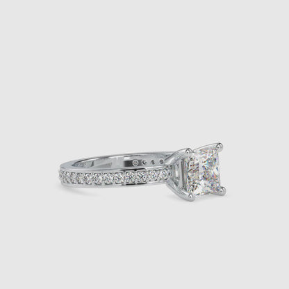 Timeless Elegance: 1.3 ct Diamond Solitaire, 3.1kt Gold